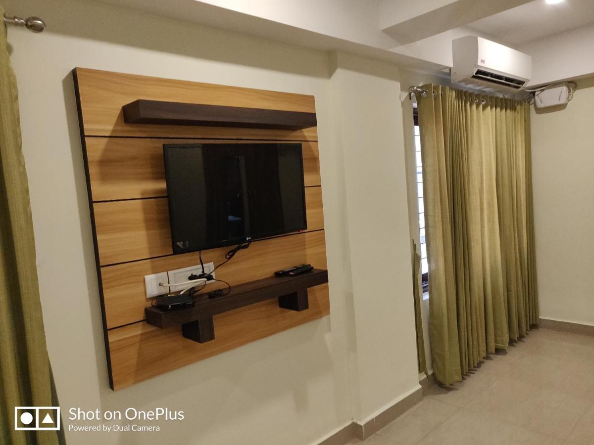 Hotel Sree Gokulam Apartments Guruvāyūr Eksteriør billede